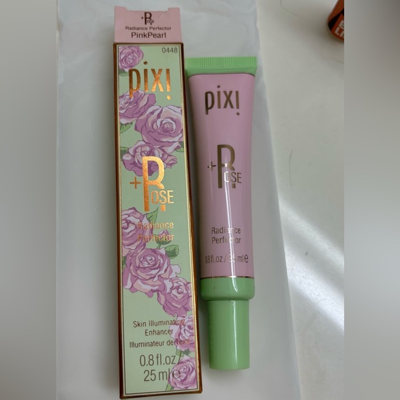 PIXI ROSE
Radiance
Penector - Picture 2 of 4